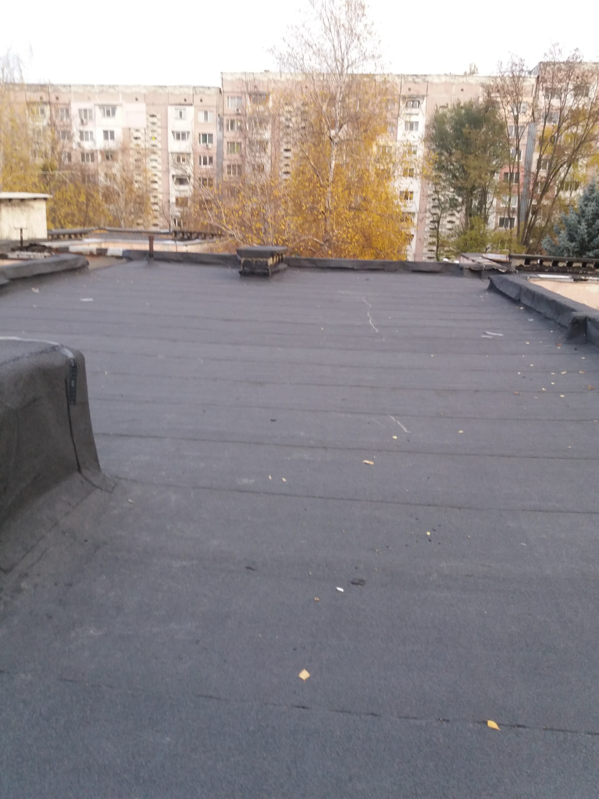 Lucrări de reparație a acoperișului grupelor nr.3 și nr.6. Mulțumiri DETS Buiucani !